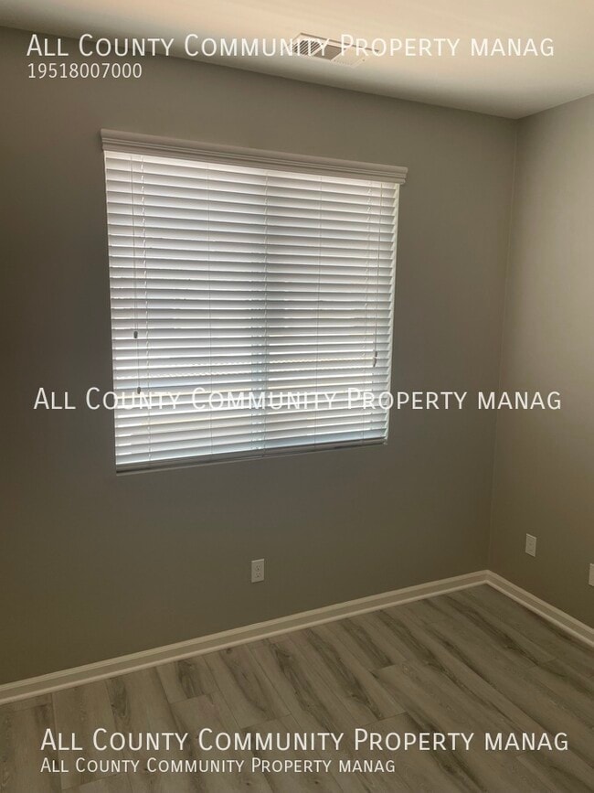 Building Photo - 44122 Calle Luz