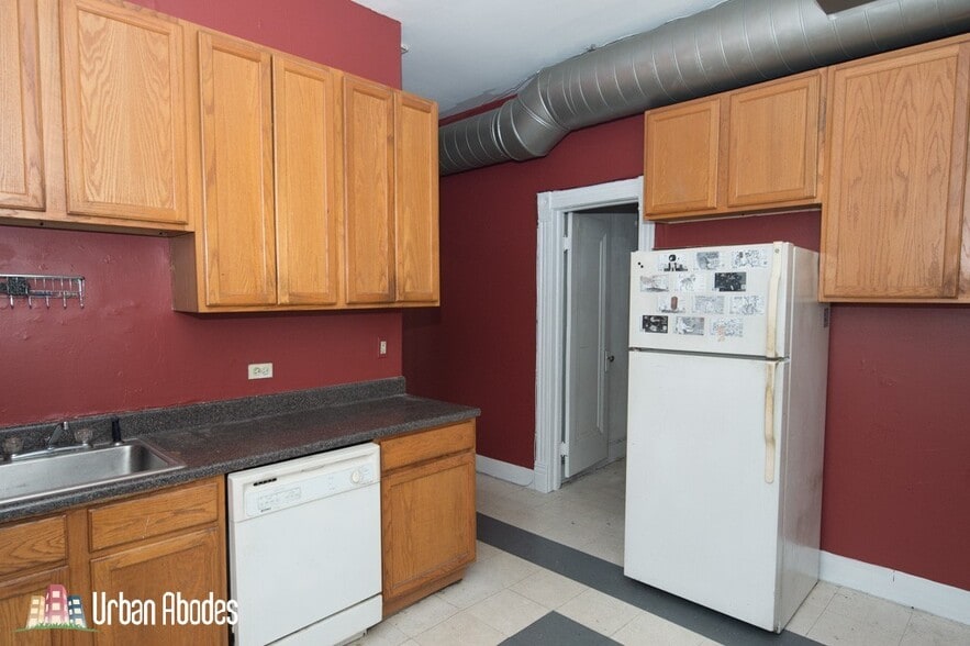 Building Photo - 1058 N Rockwell St