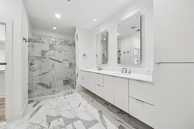 Building Photo - 6529 Roper St