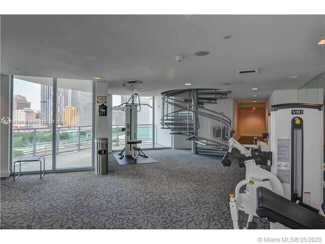 Building Photo - 350 S Miami Ave