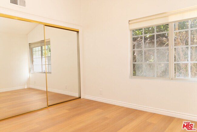 Building Photo - 24316 Burbank Blvd