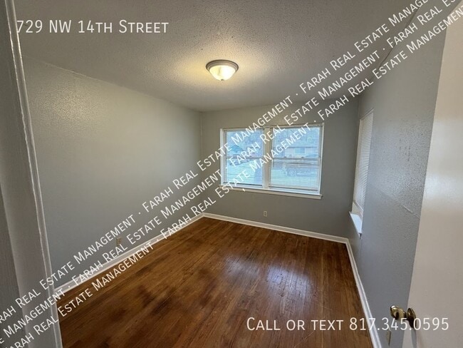 Building Photo - 729 NW 14th St