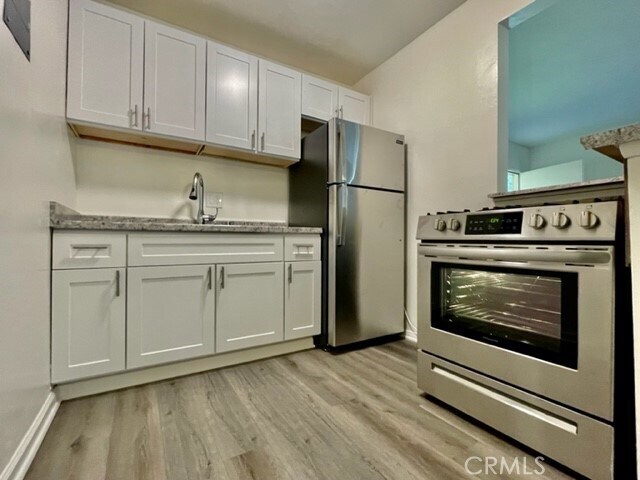 Building Photo - 1811 W Sallie Ln