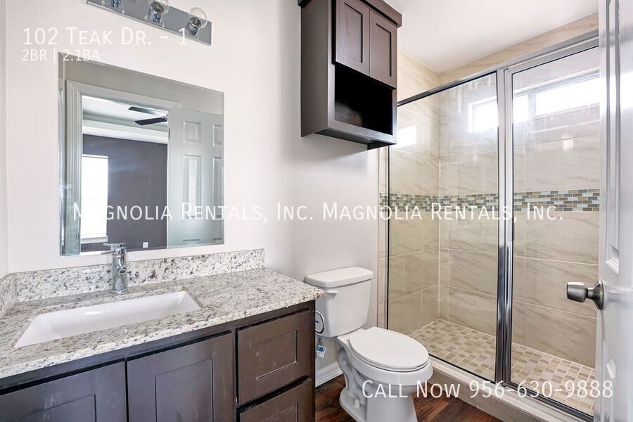 Building Photo - 102 Teak Dr