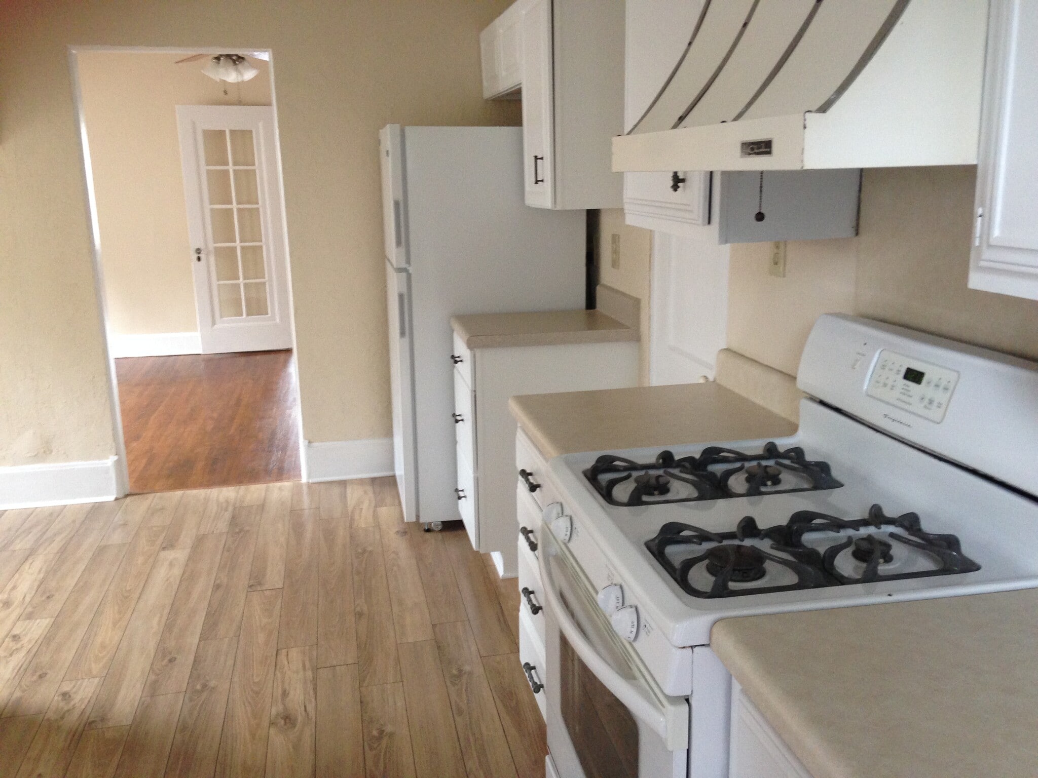 Building Photo - 235 Hawthorne St