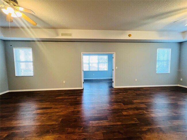 Building Photo - 642 Wells Ct