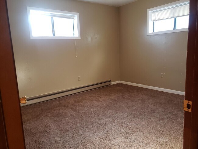 Building Photo - 5800 Sypes Canyon Rd