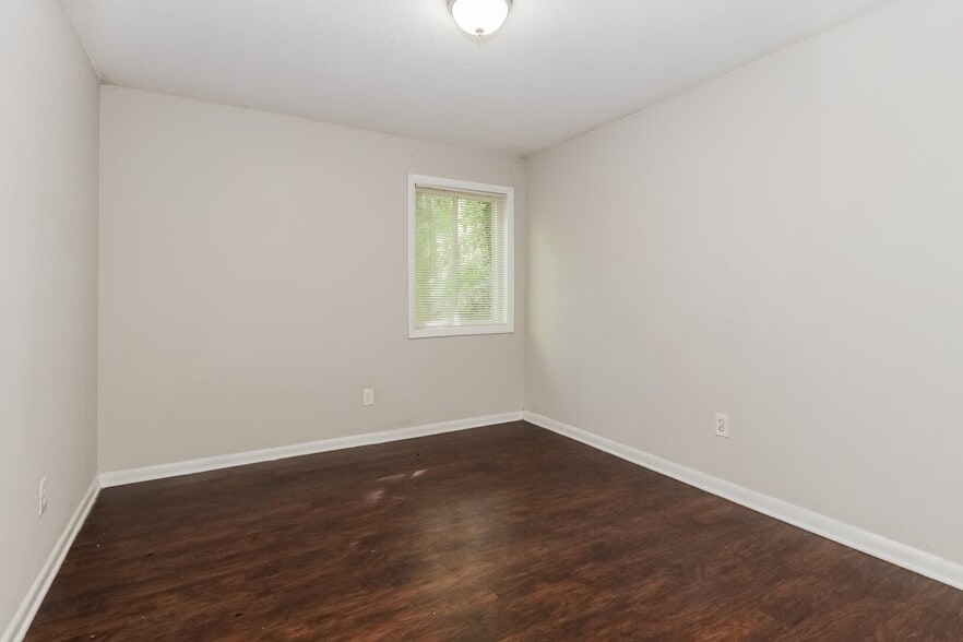 Building Photo - 3419 Cobbs Ferry Dr
