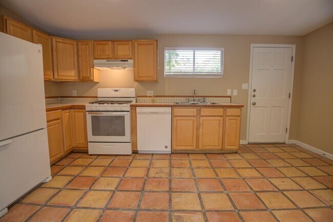 Building Photo - 1608 Boyd Ln