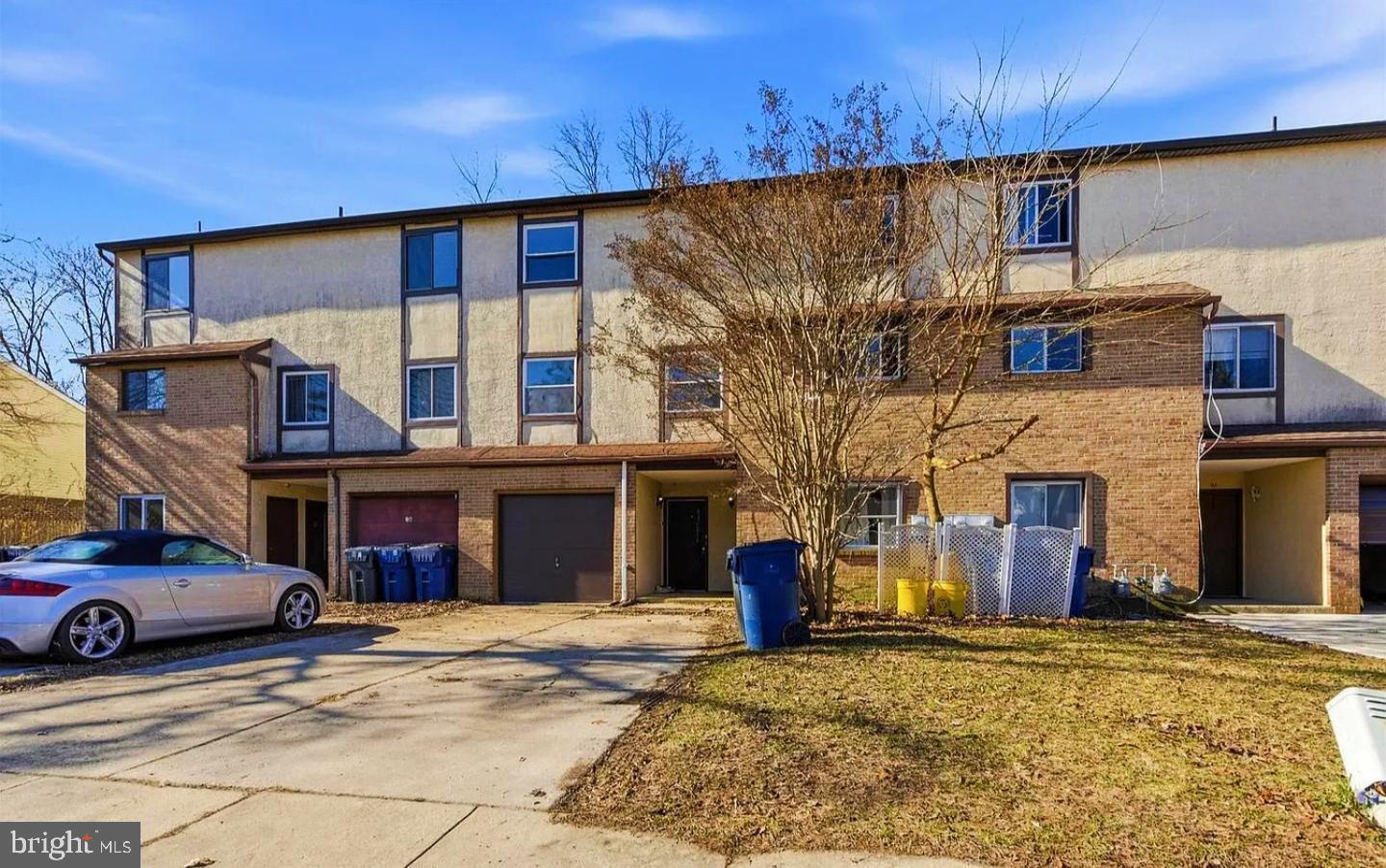 Building Photo - 6 Buttonwood Rd