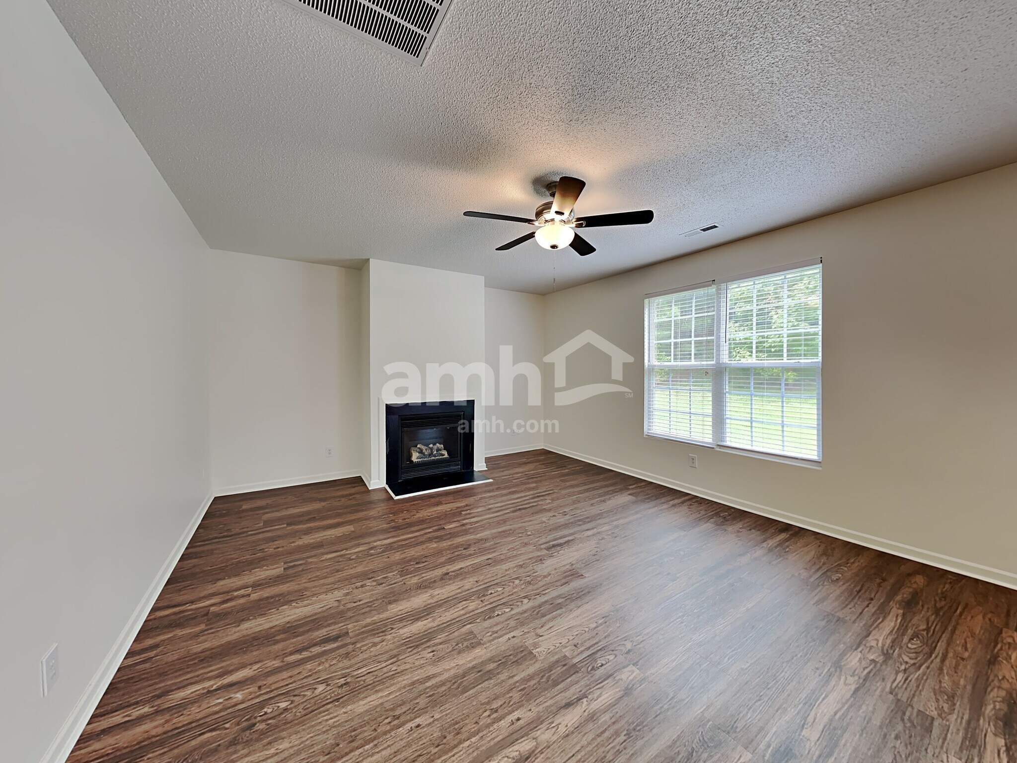 Building Photo - 1327 Arbor Greene Dr