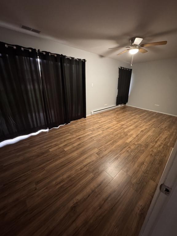 Building Photo - 2306 Holiday Ter