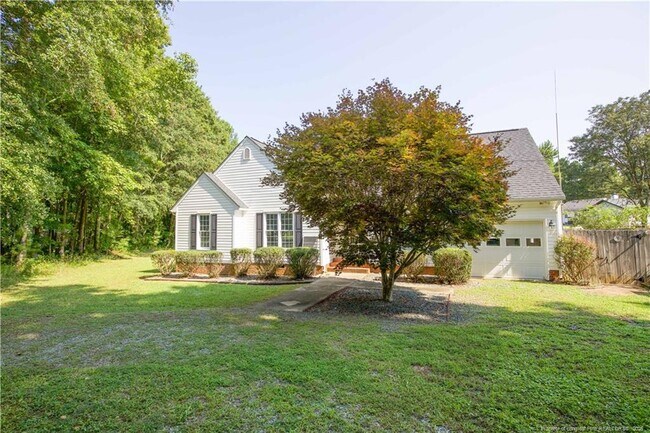 Building Photo - 184 Olde Farm Rd
