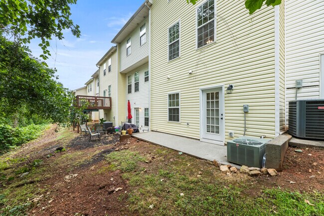 Building Photo - 46 Timber Ridge Dr