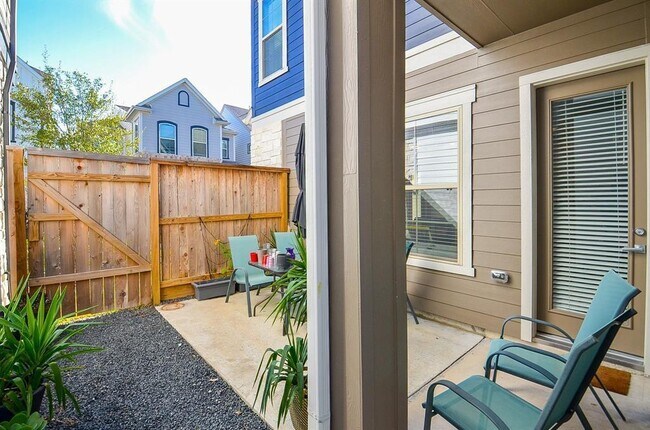 Building Photo - 12538 Holly Blue Ln
