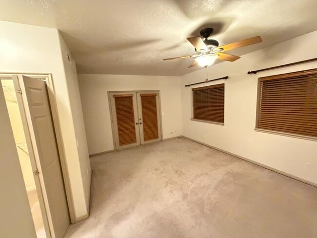 Building Photo - 1255 Wolf Hollow Ln