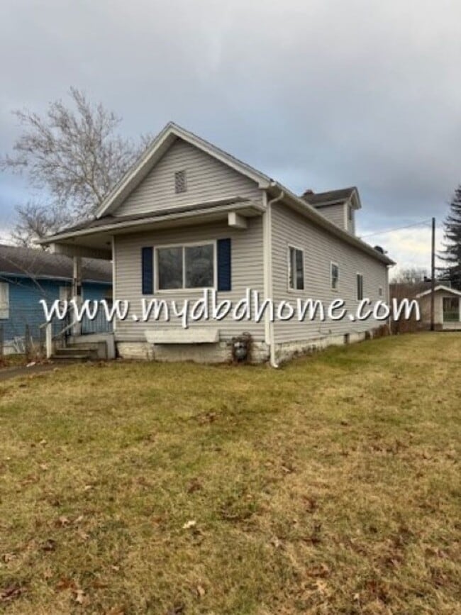 Building Photo - 1408 Eckart St