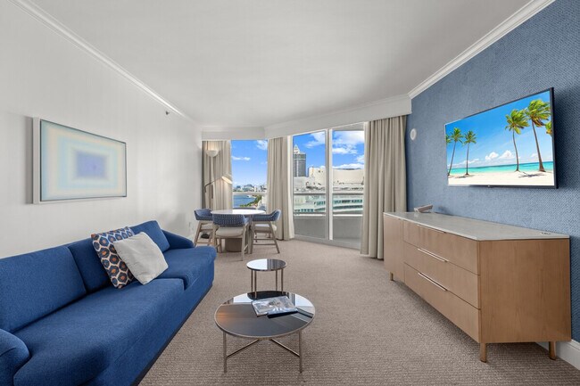 Building Photo - 4401 Collins Ave