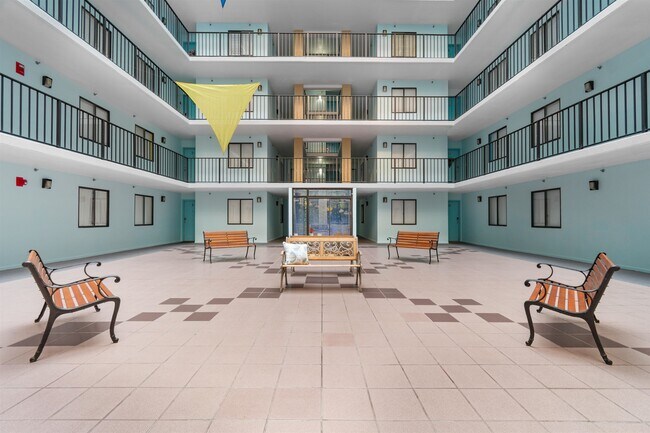 Building Photo - 1425 S Ocean Blvd