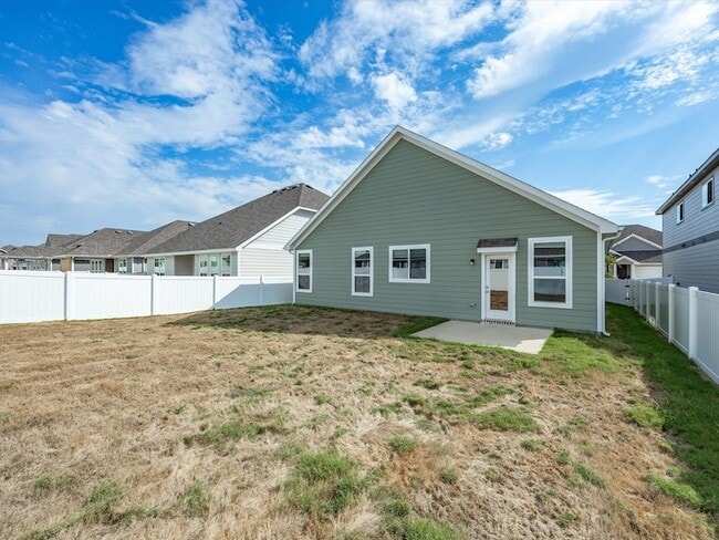 Building Photo - 5937 Revere Dr