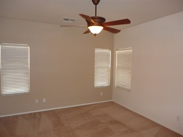 Building Photo - 2852 E Devon Ct