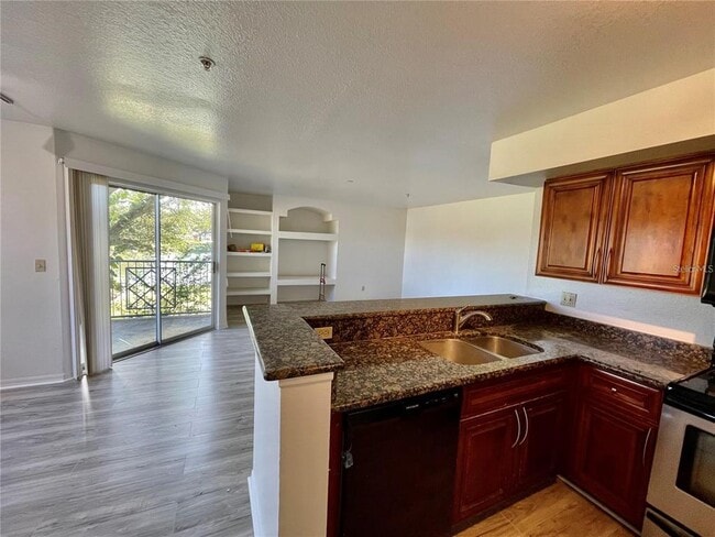 Building Photo - 7210 Westpointe Blvd