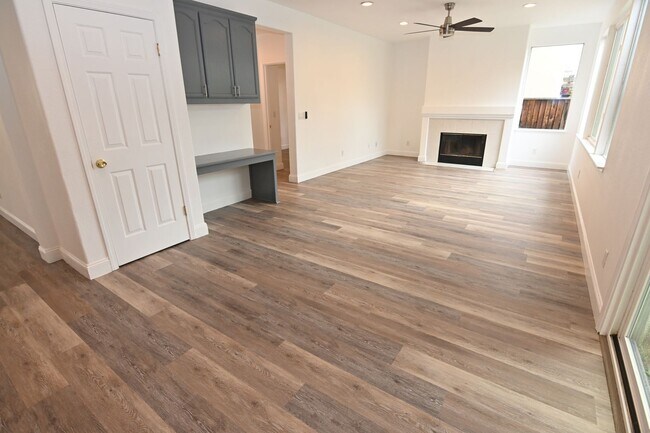 Building Photo - Stunning 5-Bedroom 3 bath 2 story Home in Prime North San Jose Location.