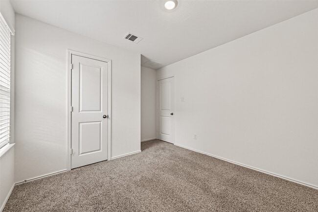 Building Photo - 31210 Carmelas Landing Dr