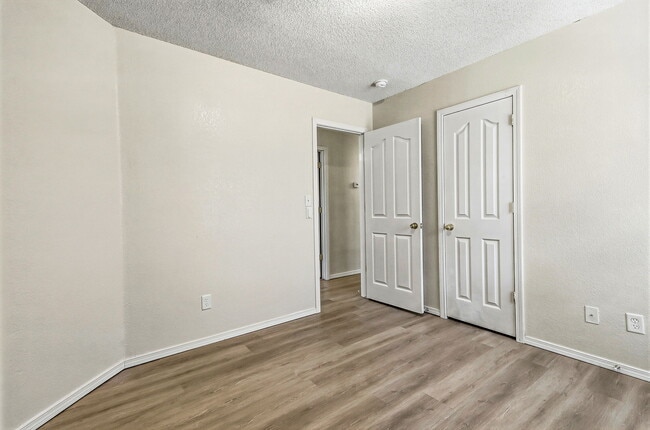 Building Photo - 7261 Sachet Cliff Dr