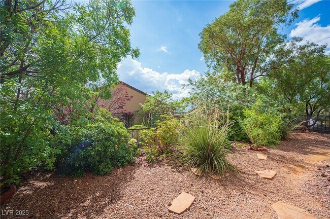 Building Photo - 2541 Cosmic Dust St