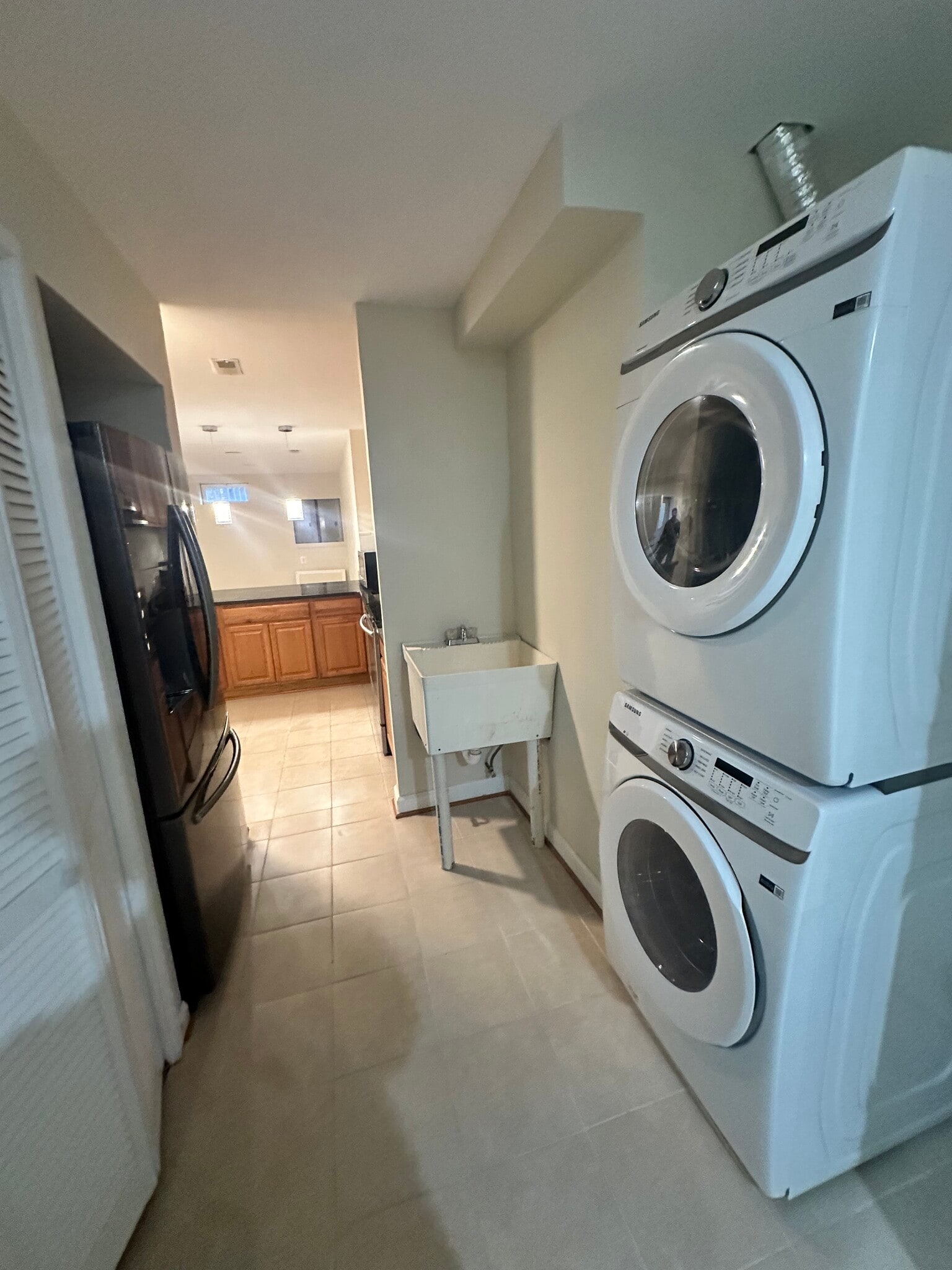 Building Photo - 2907 Dumas St