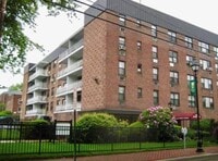 Building Photo - 124 Smith St