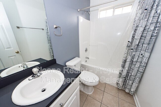 Building Photo - 7856 High Maple Cir