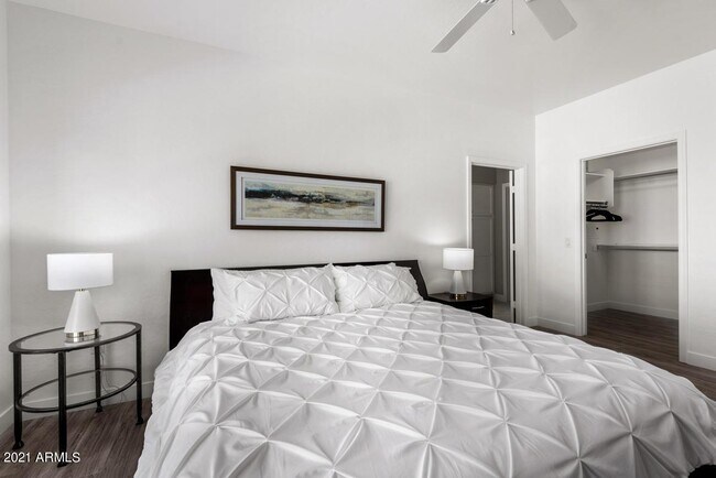 Building Photo - 20121 N 76th St