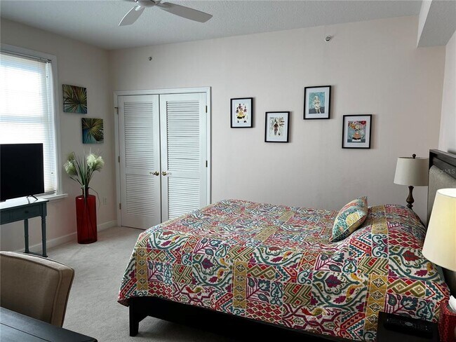 Building Photo - 750 N Tamiami Trl