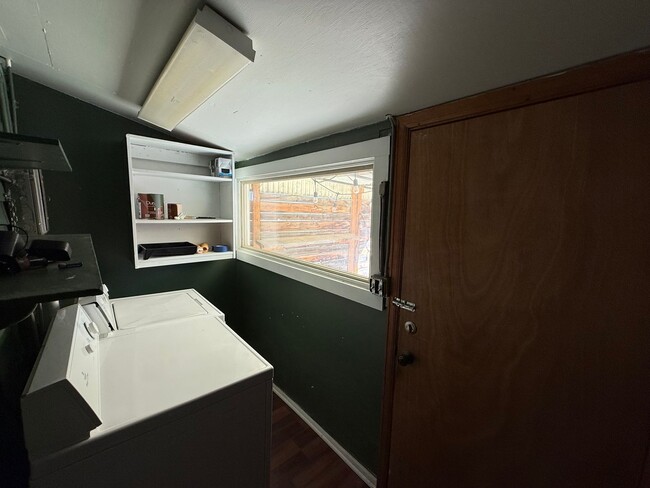 Building Photo - Move In Ready Home on Weber