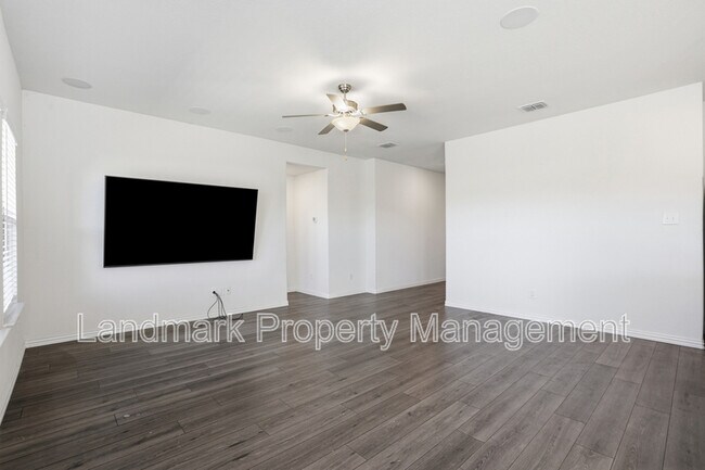 Building Photo - 1701 E Lamar Blvd