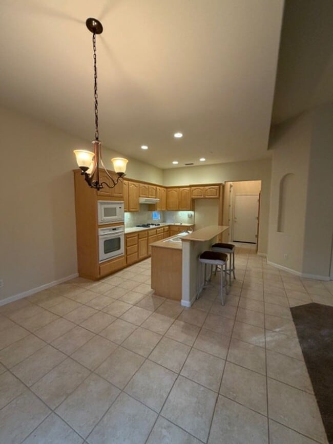 Building Photo - Beautiful 2 Bedroom and 2 Bathroom Home with 3 Car Garage in 55+ Gated Community $2,795.00