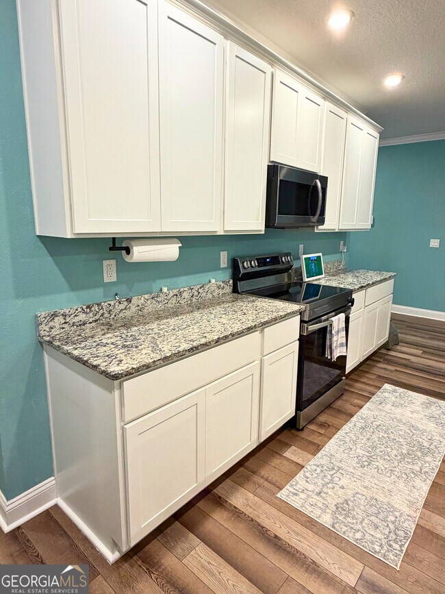 Building Photo - 208 Boatsman Way