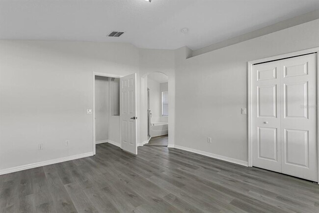 Building Photo - 15412 Montilla Loop