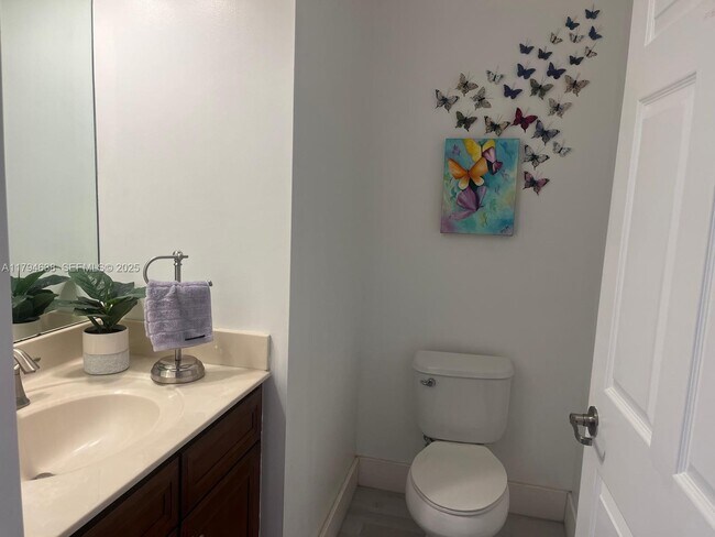 Building Photo - 8985 NW 98th Ave