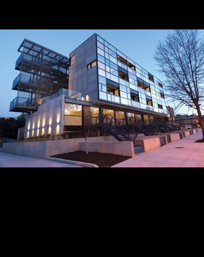 Building - 2250 11th St NW