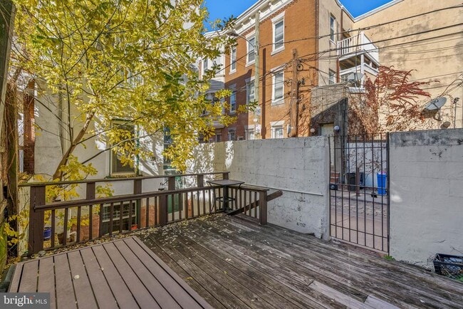 Building Photo - 787 S 3rd St