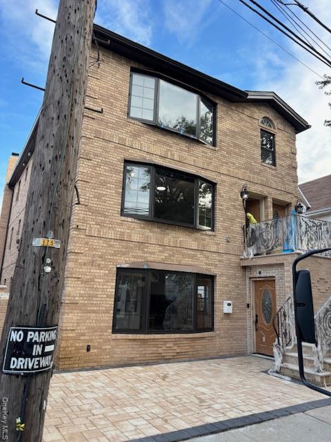 Building Photo - 104-28 94th Ave