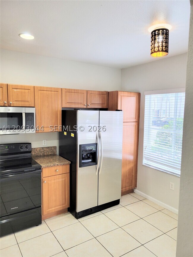 Building Photo - 8263 SW 27th St