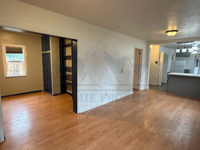 Building Photo - 811 S 23rd St