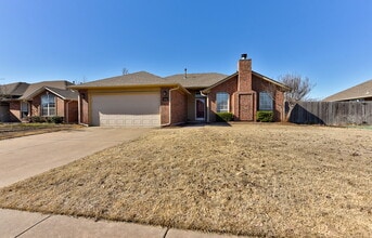 Building Photo - 2908 Astor Dr