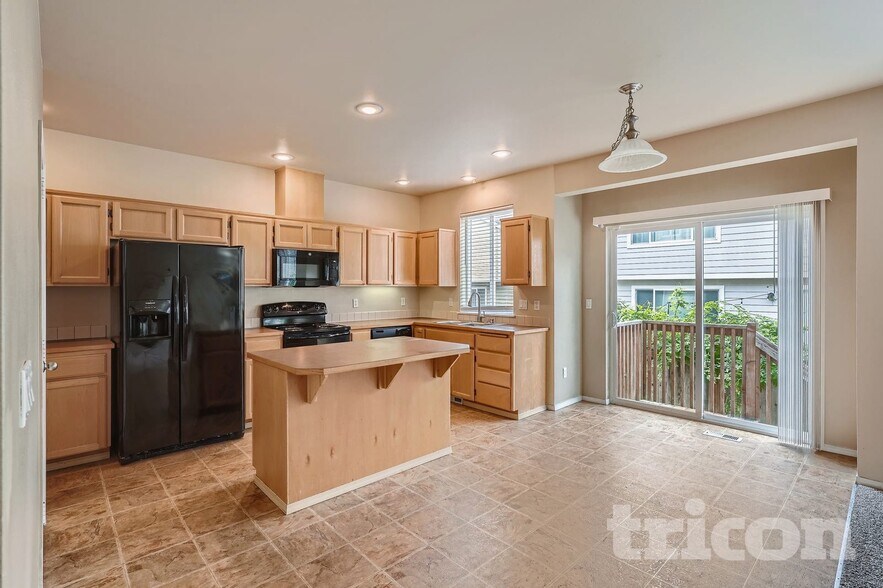 Building Photo - 15512 85th Ave E