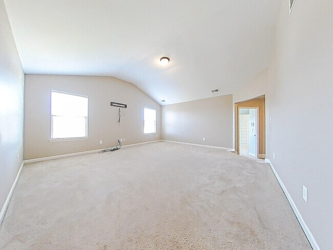 Building Photo - 2476 Sunflower Dr