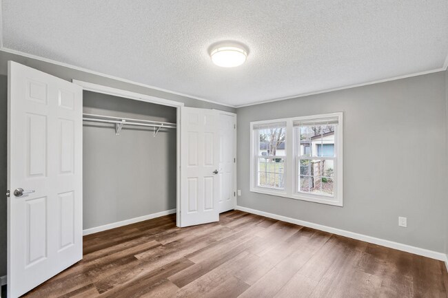 Building Photo - 101 Marlin Ct
